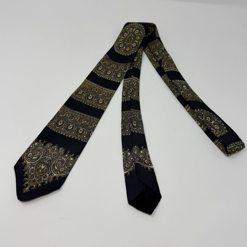 Wembley Vintage Paisley Silk Tie